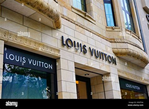 louis vuitton düsseldorf königsallee öffnungszeiten|geschäfte in düsseldorf.